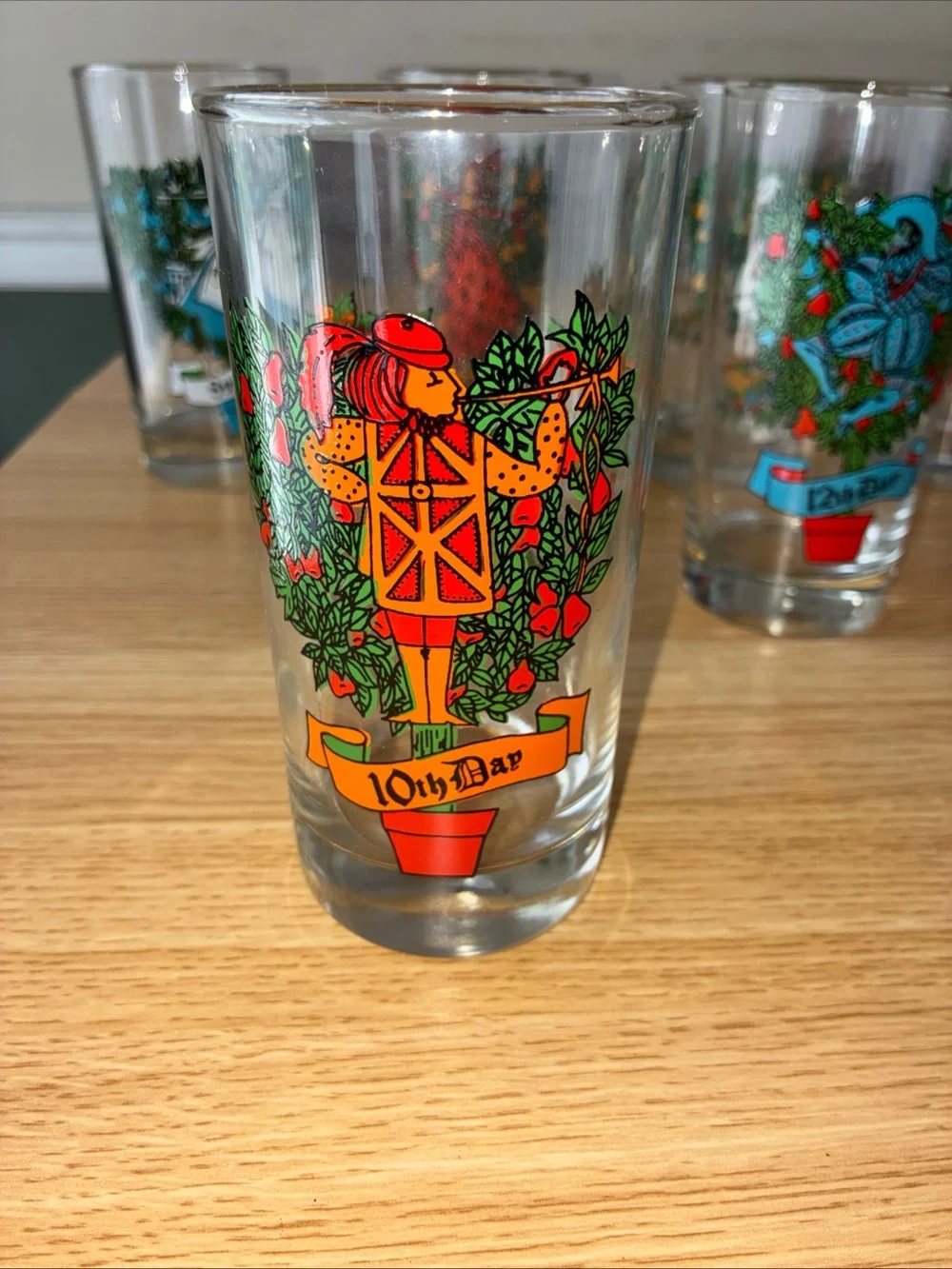 Indiana Glass Colorful Bird and Holiday Wreath Juice Glasses - Multicolor